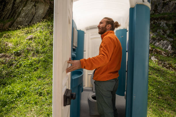 Affordable portable toilet rental in Bourbon, IN